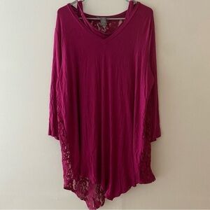 Kate and Mallory high low lace back blouse XL 11/11 SALE!